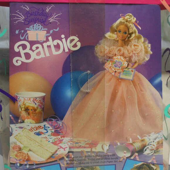 Vintage Birthday Surprise Barbie Doll 1991 Mattel 3679 NRFB - Picture 5 of 5